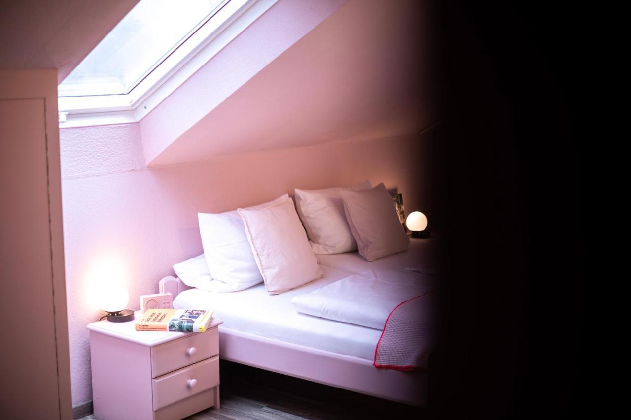 Hotel Schoene Leben Pop-up *